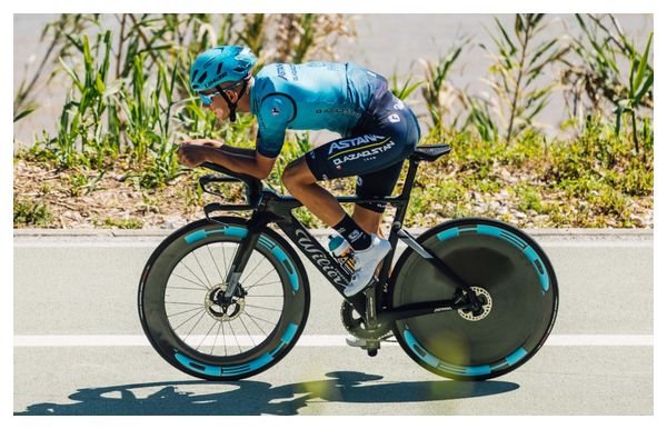 Vélo de Triathlon Wilier Triestina Turbine SLR Shimano Ultegra Di2 12V 700 mm Noir